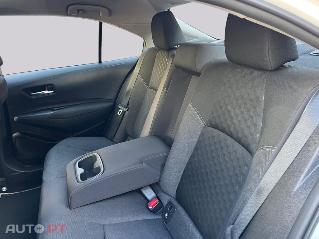 Toyota Corolla Confort 1.8 Hibrido