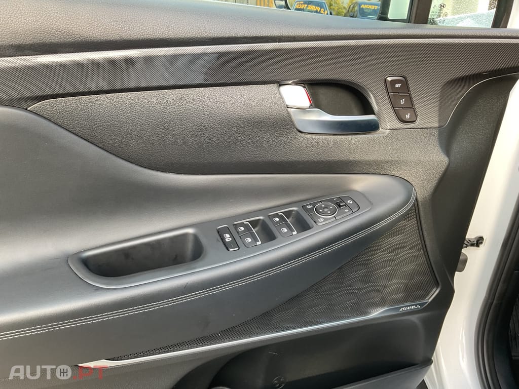 Hyundai Santa Fe 2.2 CRDi Vanguard+Luxury Pack