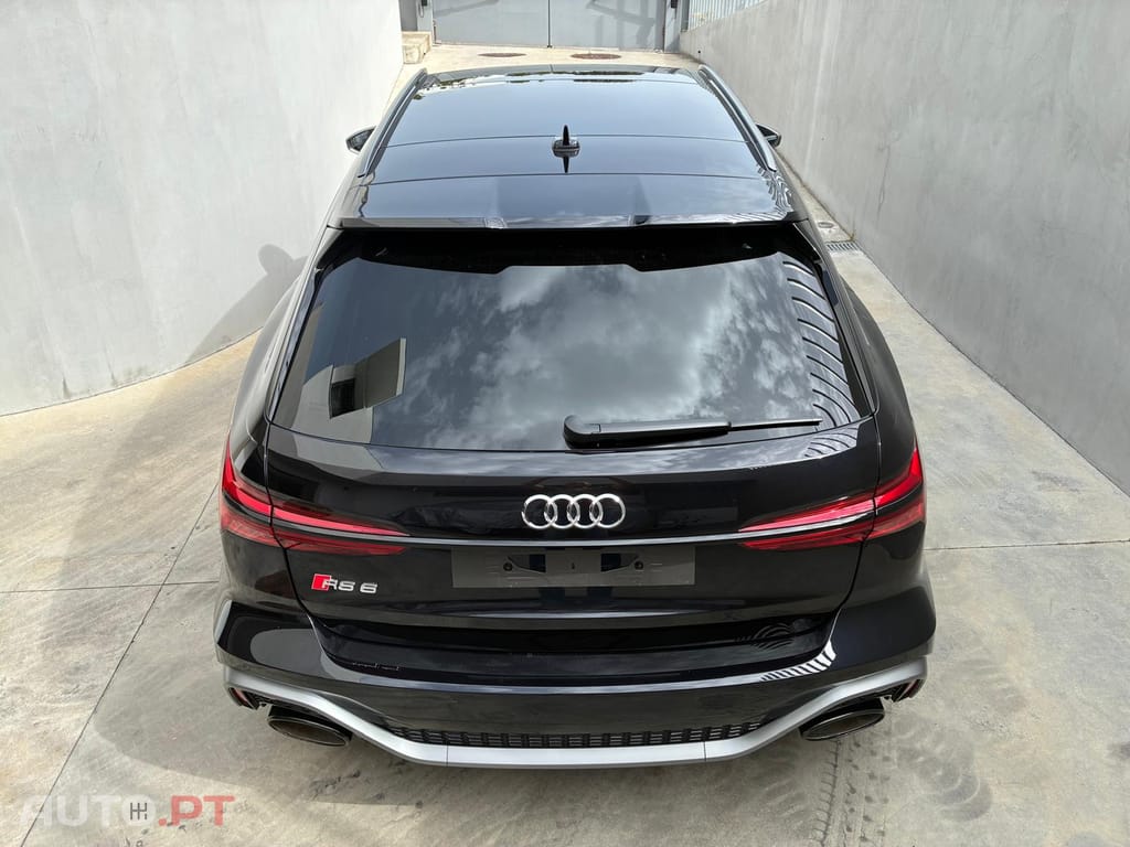Audi RS6 Avant 4.0 TFSI Performance quattro Tiptronic