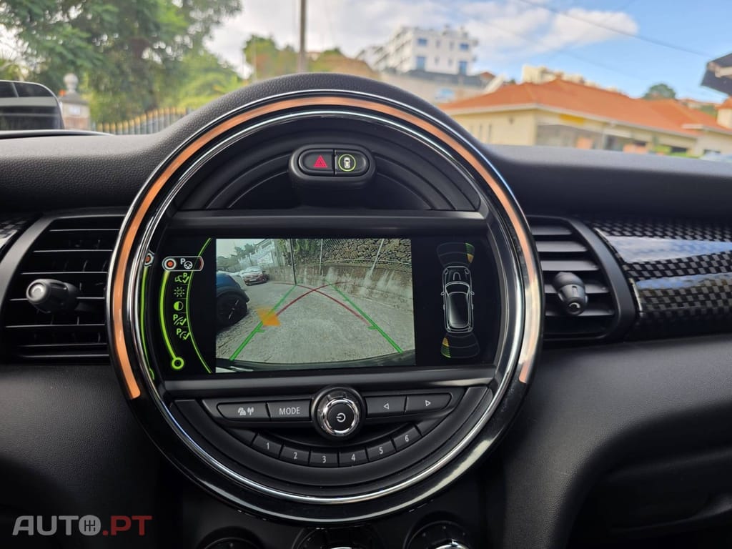 MINI Cooper John Cooper Works Auto Desportiva