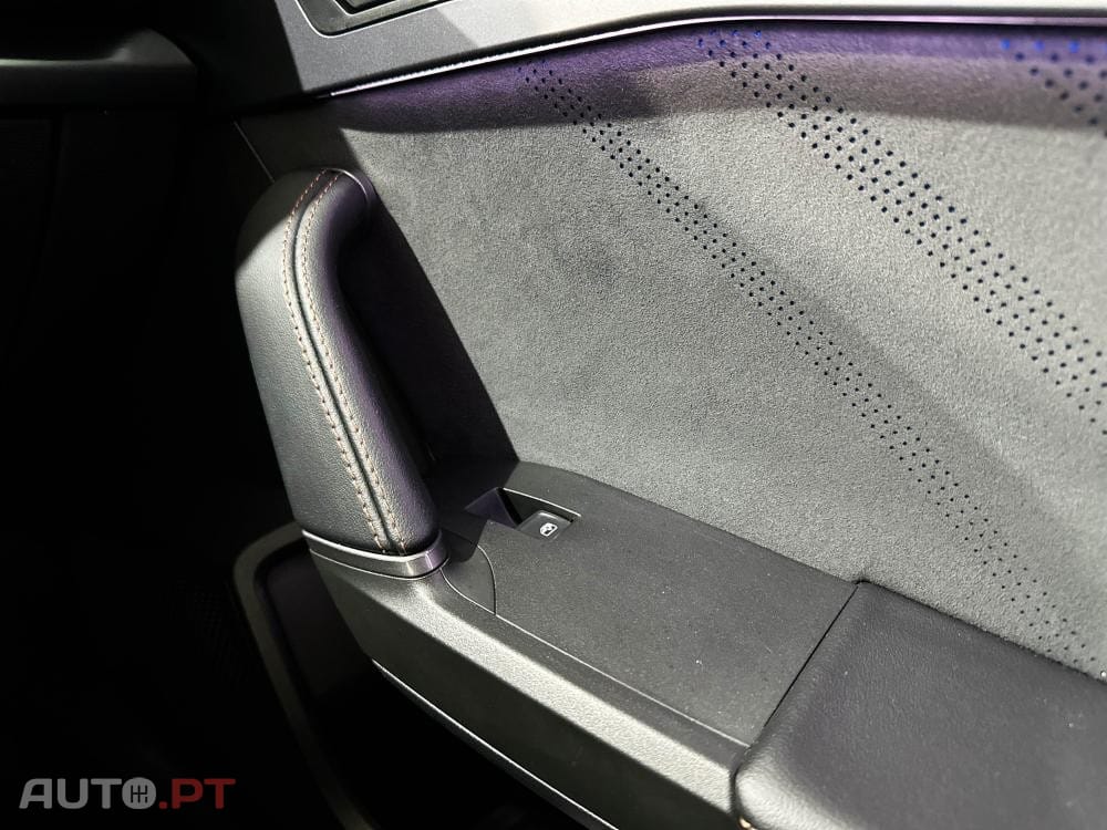 Cupra Formentor 1.5 e-Hybrid DSG VZ Black Edition