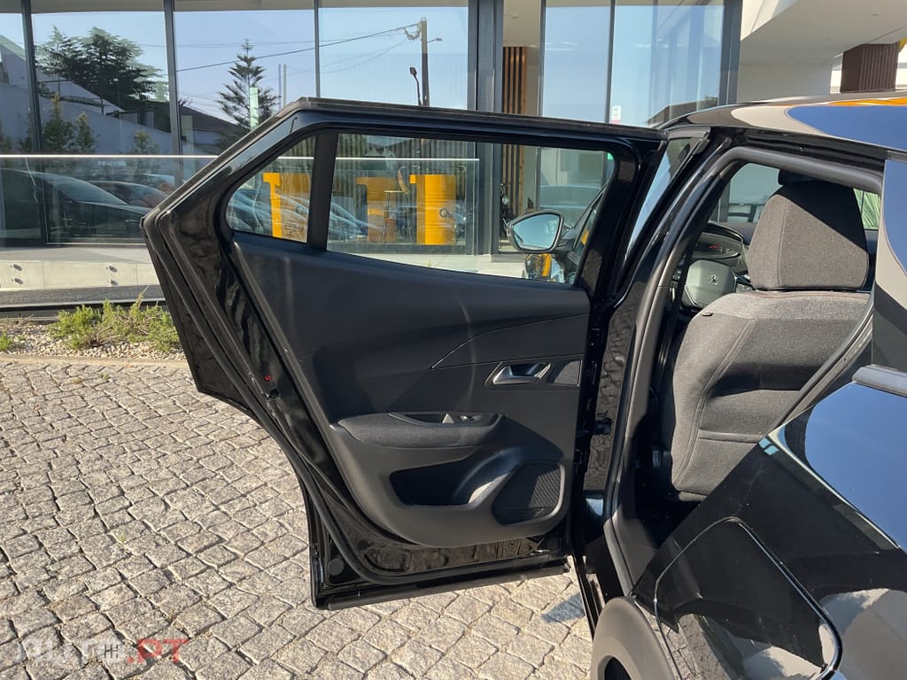 Peugeot 2008 1.2 PureTech Active Pack
