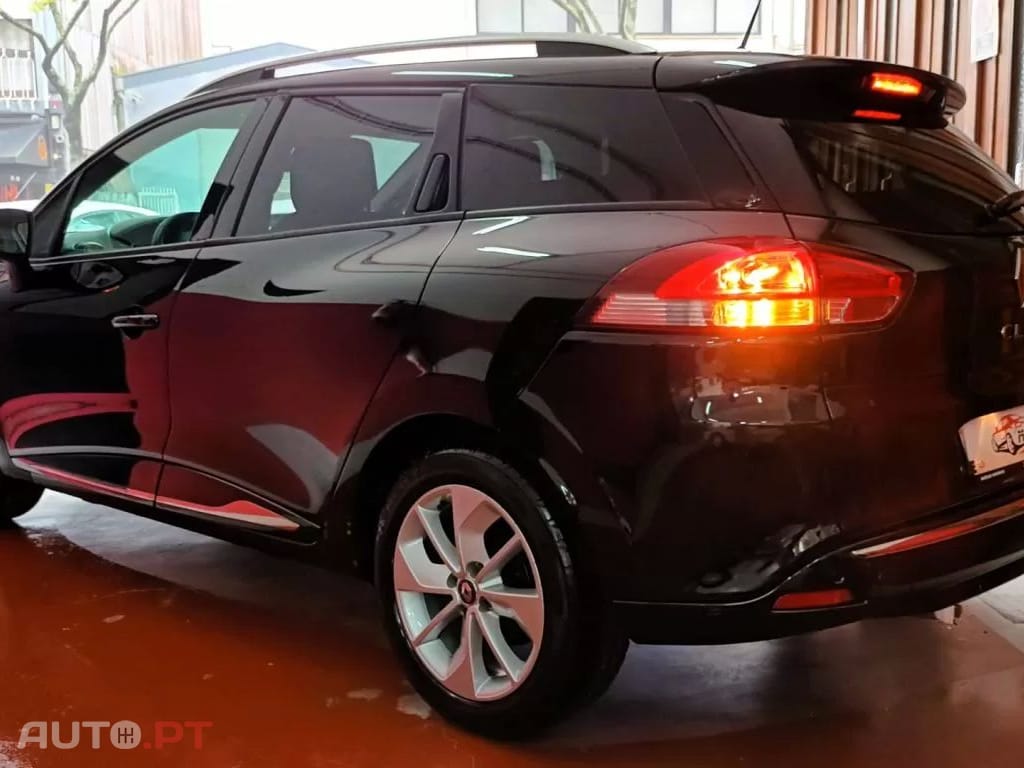 Renault Clio Sport Tourer 0.9 TCE Limited