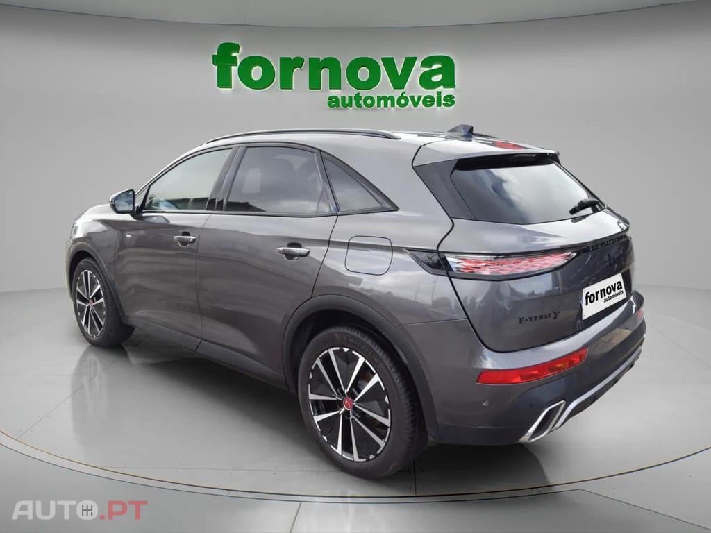 DS DS7 E-Tense 4x4 Performance Line +