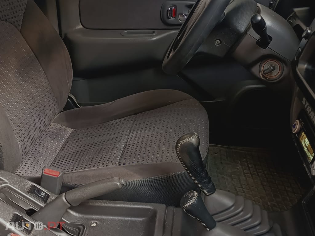 Mitsubishi L200 Strakar strakar