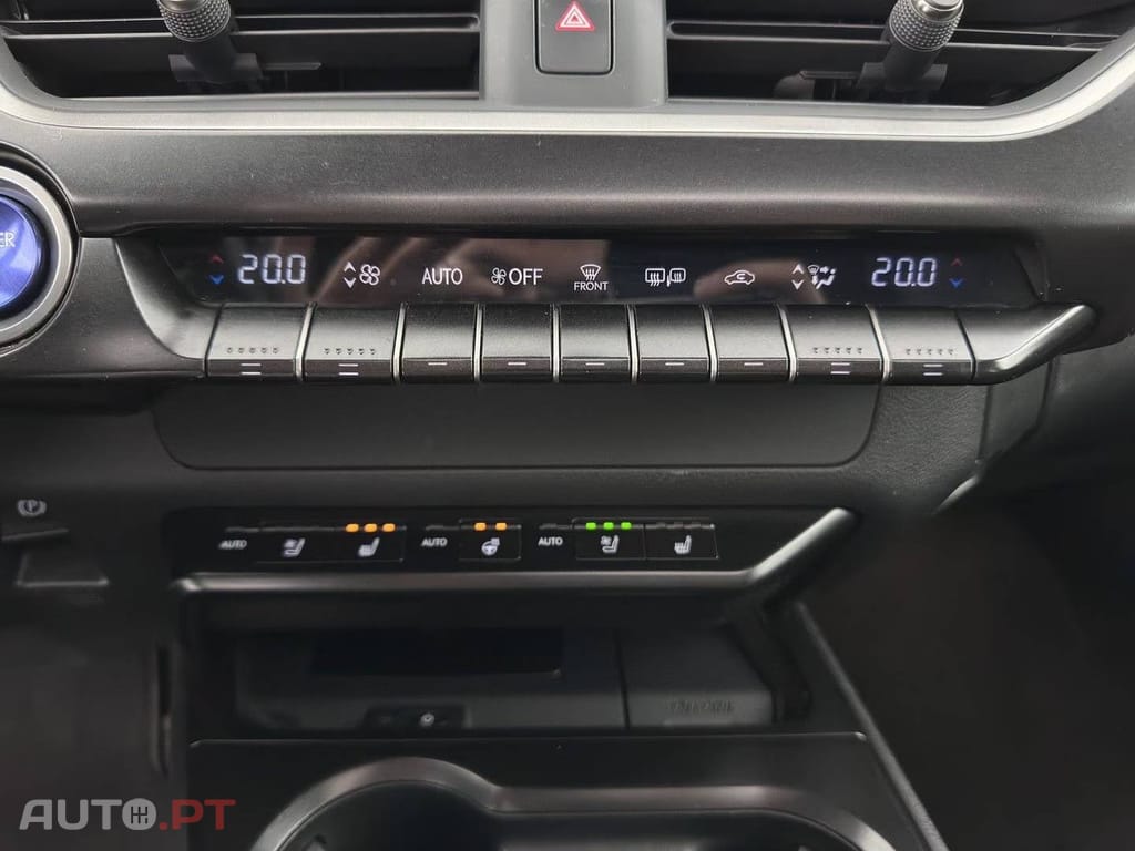 Lexus UX Luxury