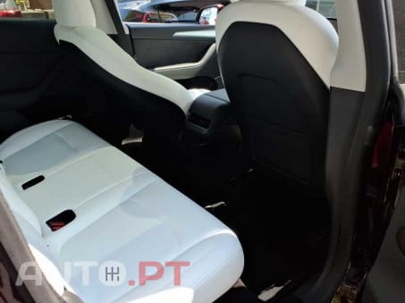 Tesla Model Y Long Range Dual Motor AWD