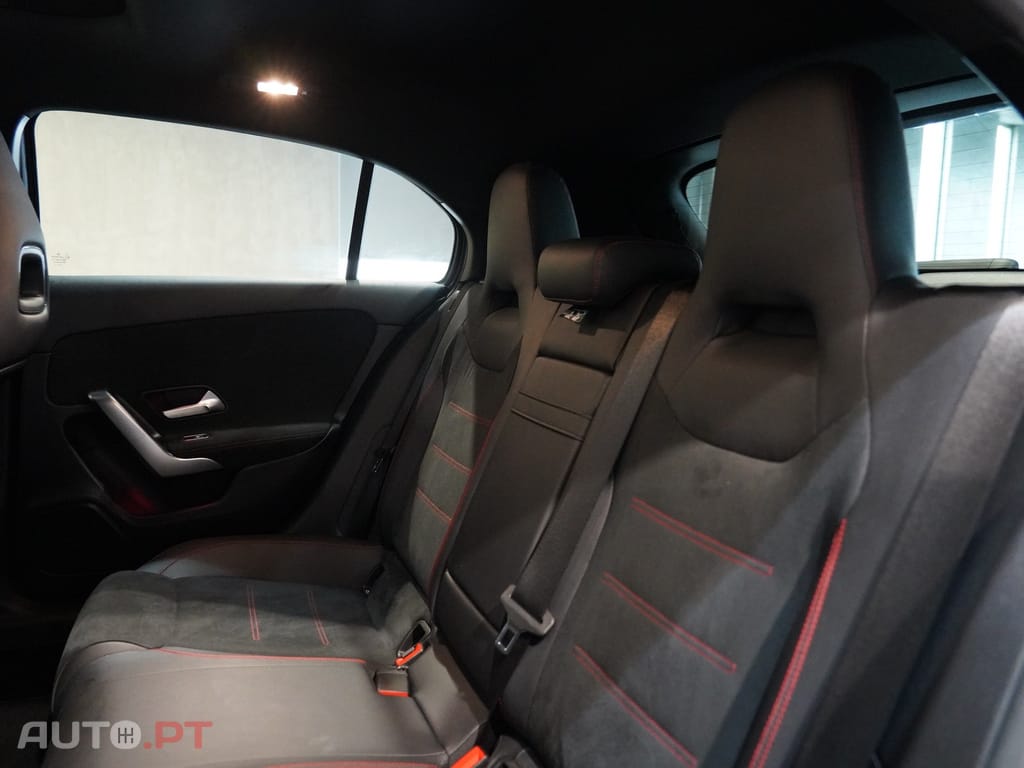 Mercedes-Benz A 250 AMG Line