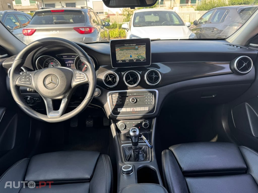 Mercedes-Benz CLA 180 d Shooting Brake