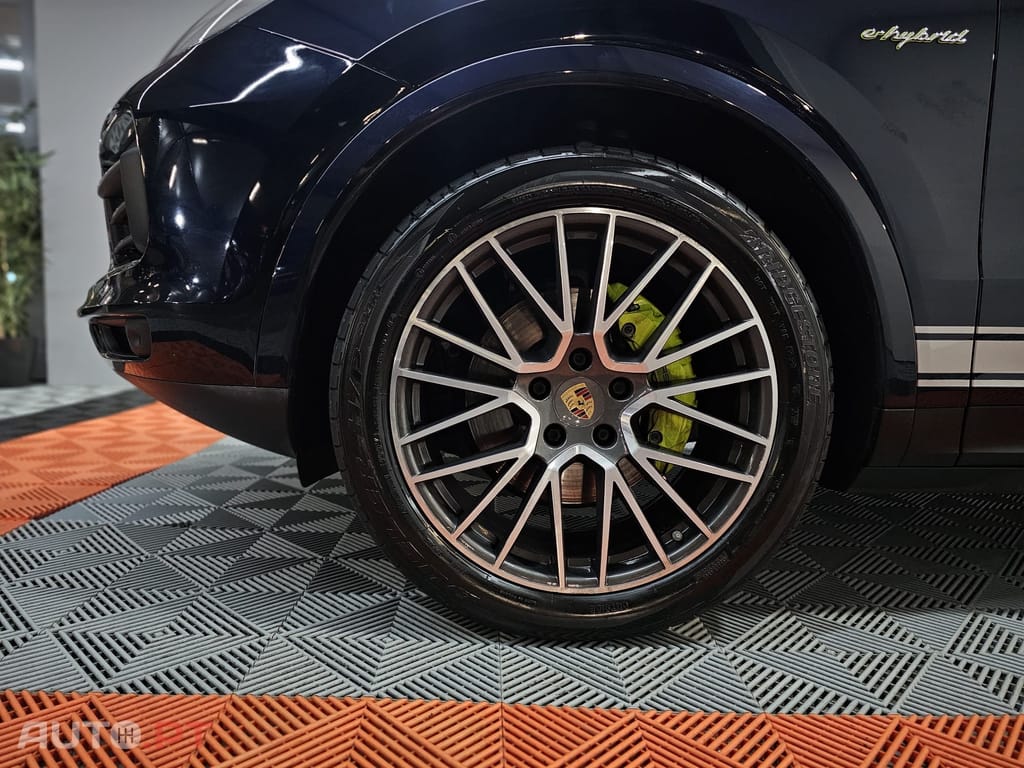 Porsche Cayenne E-Hybrid