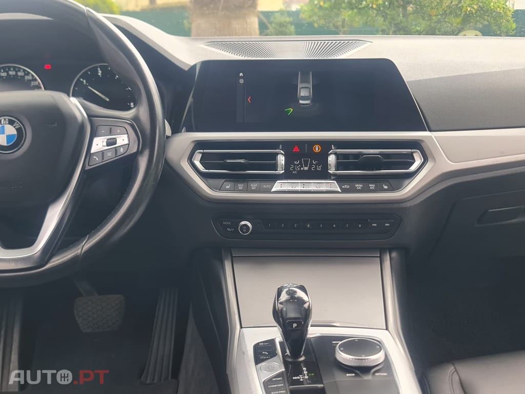 BMW 318 d Line Sport Auto
