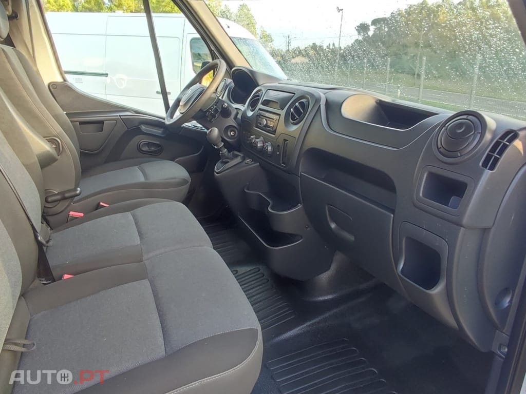 Renault Master 2.3 dCi L2H2 3.5T — fotografia 7