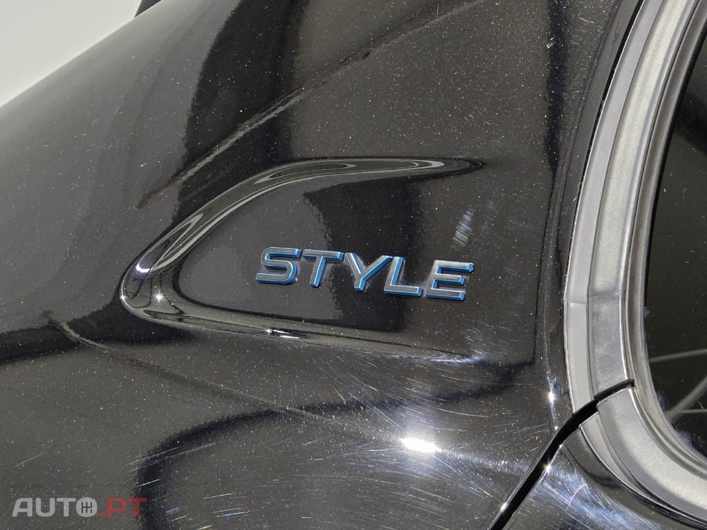 Peugeot E-208 50 kWh Style