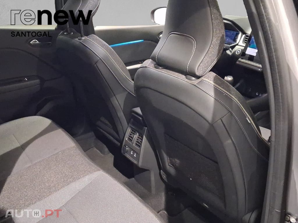 Renault Captur Techno TCE 90