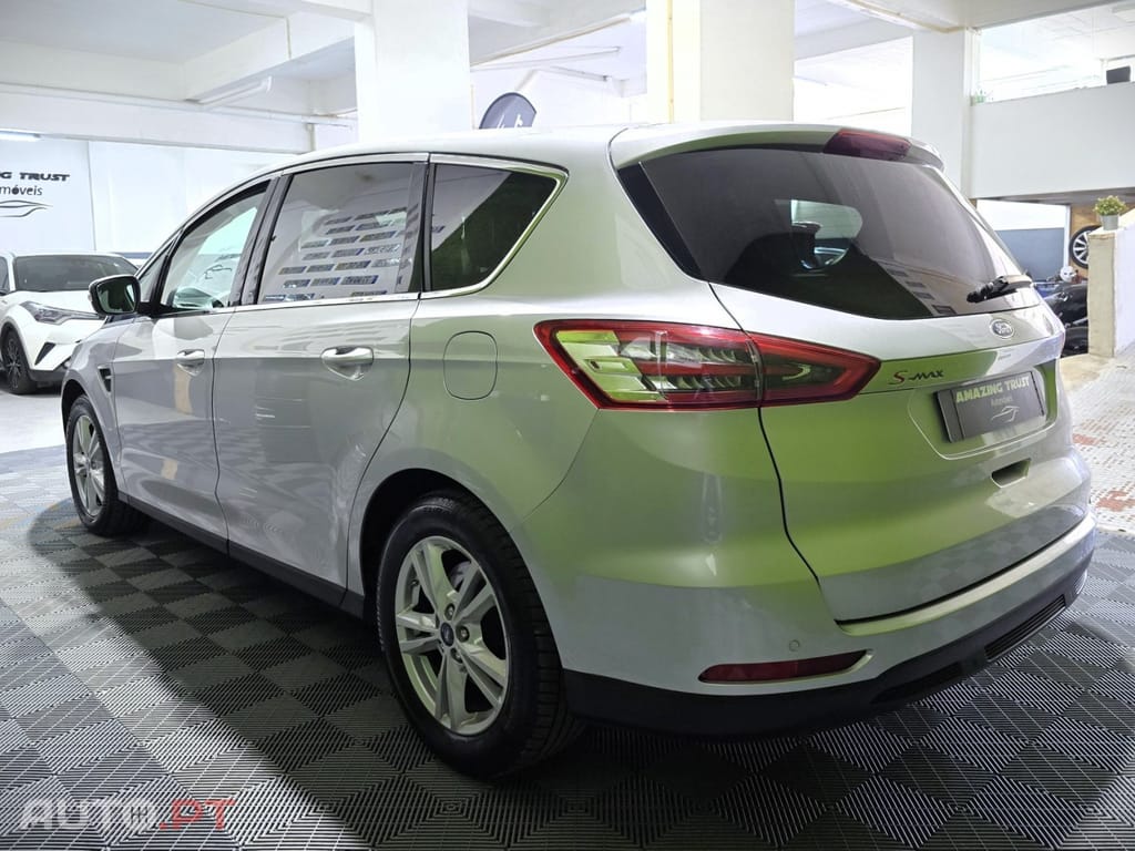 Ford S-Max 2.0 TDCi Titanium