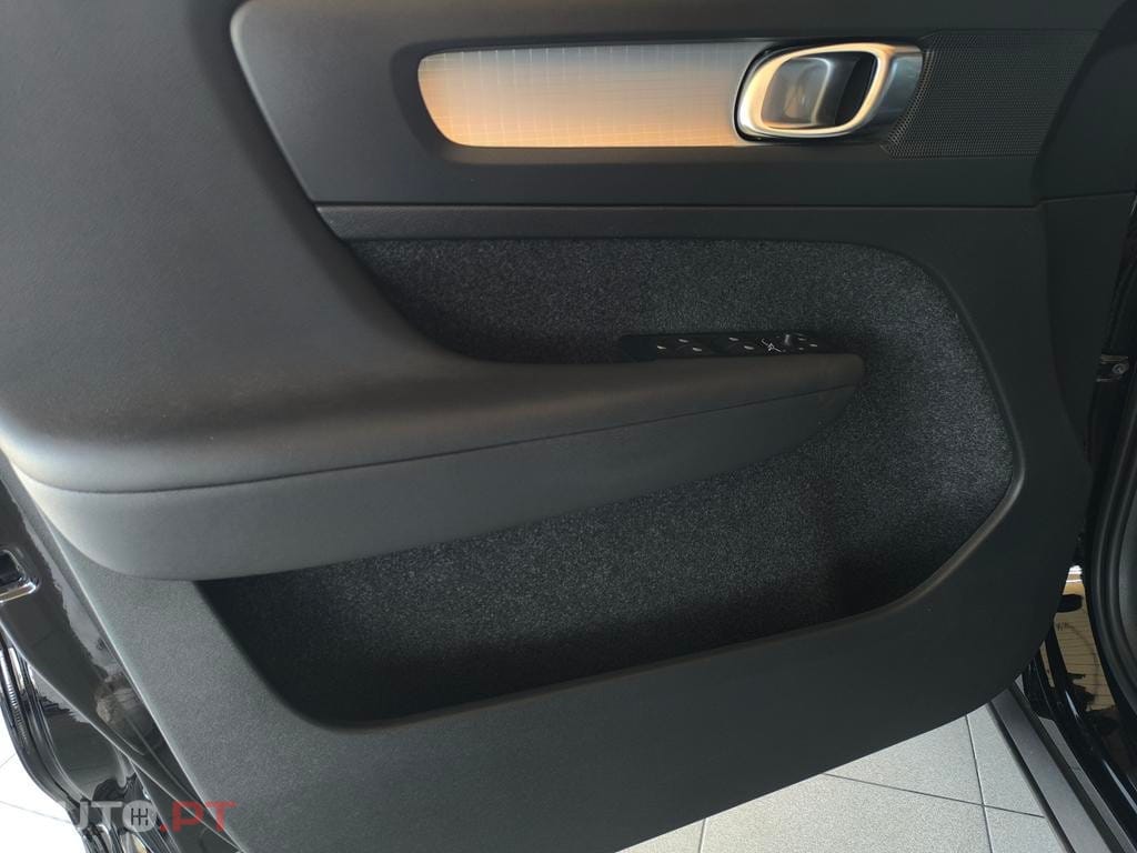 Volvo XC40 1.5 T5 PHEV Inscription Expression