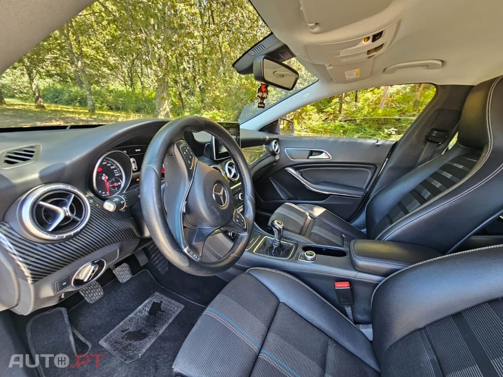 Mercedes-Benz CLA 180 (CDI) d Urban