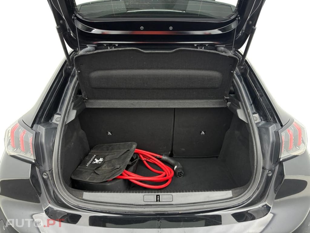 Peugeot E-208 Allure