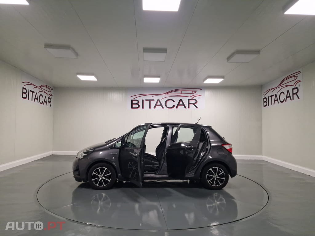 Toyota Yaris 1.5 HSD Comfort