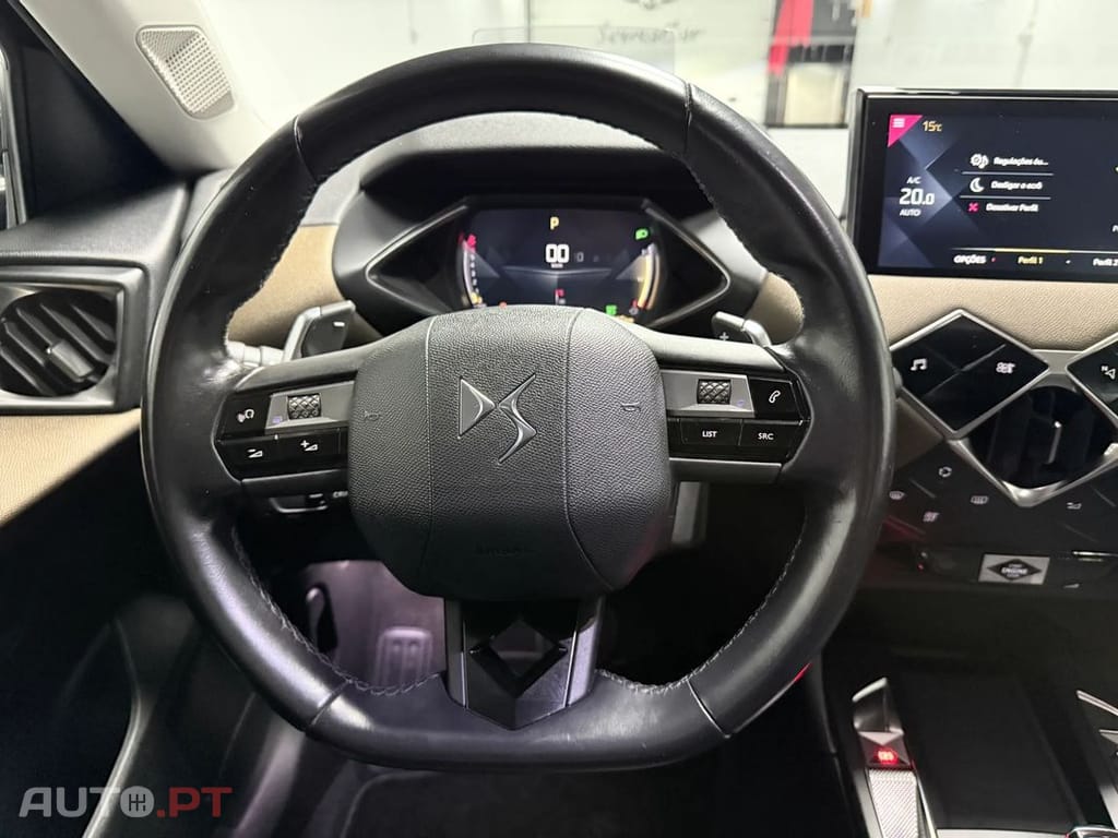 DS DS3 PureTech 130 Aut. PERFORMANCE LINE