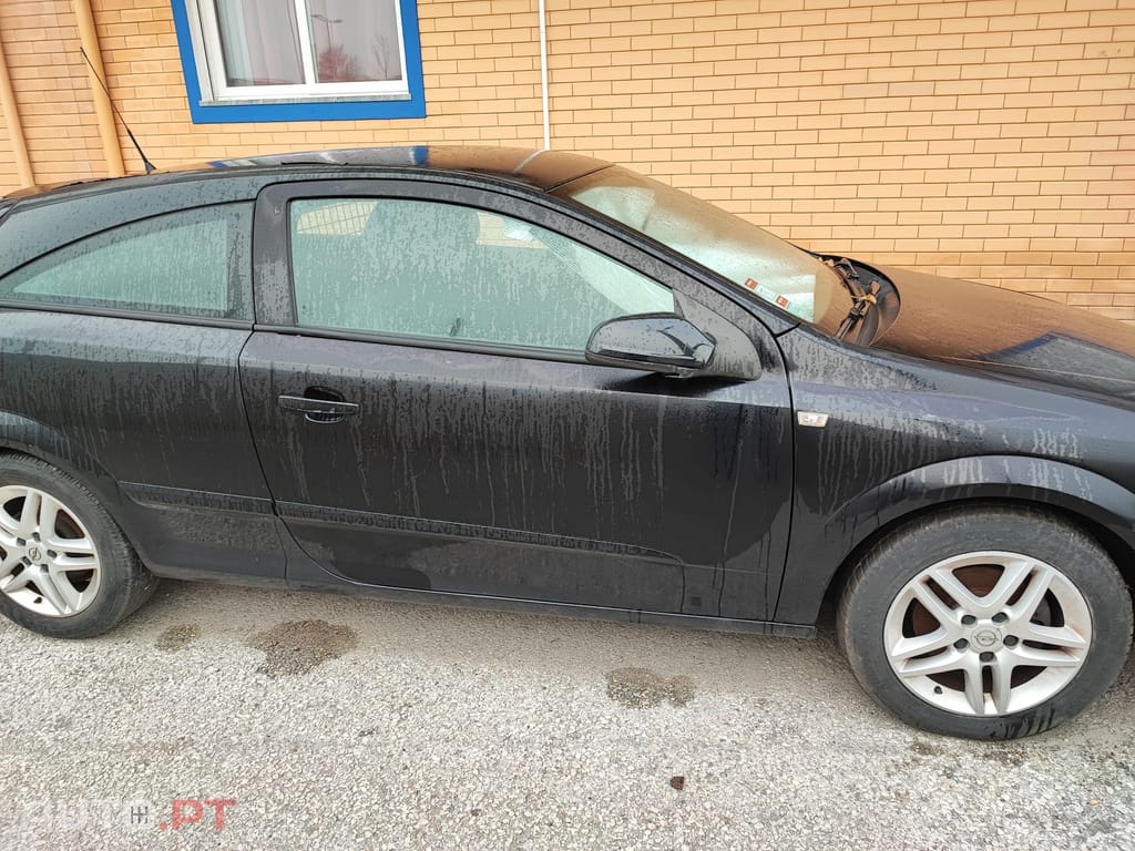 Opel Astra GTC H