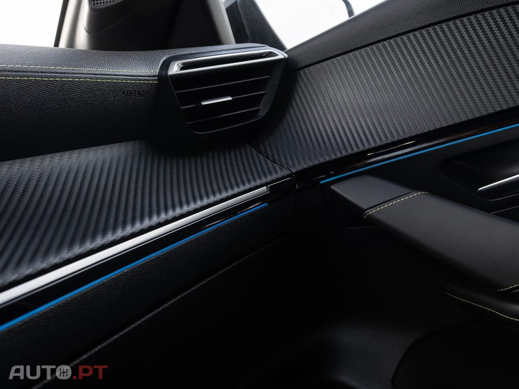 Peugeot E-208 50 kWh GT