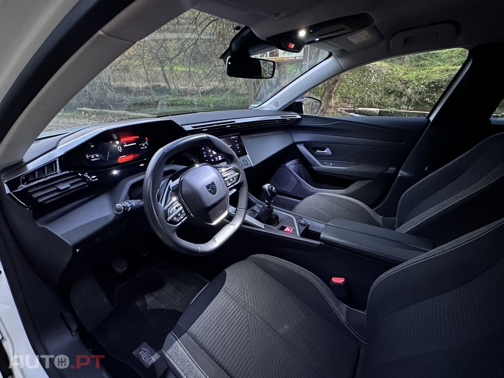 Peugeot 308 1.5 BlueHDi Allure Pack