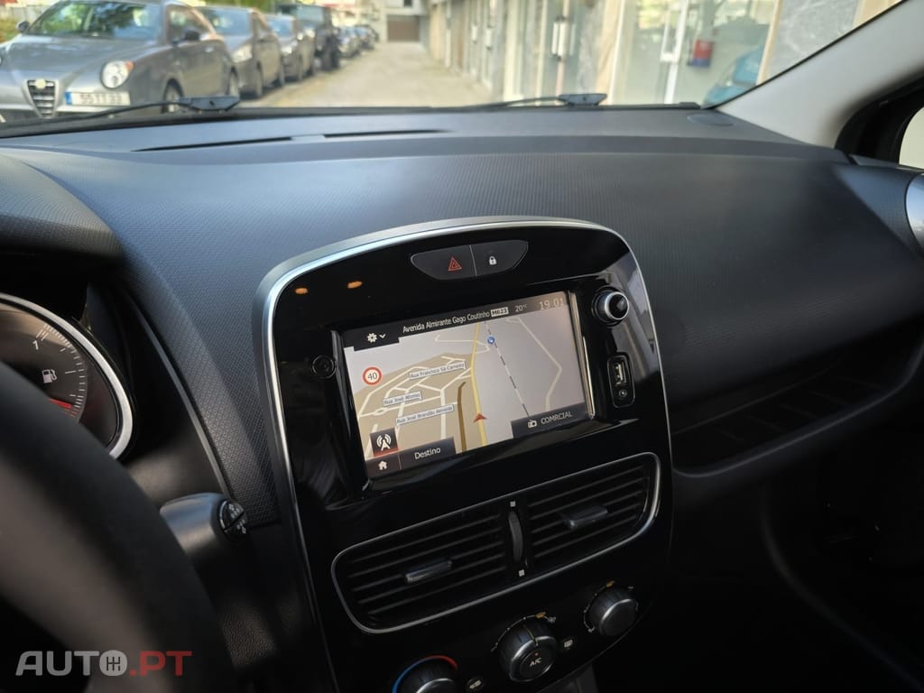 Renault Clio Sport Tourer 0.9 TCe Limited Edition