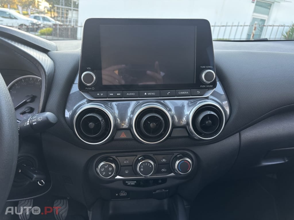 Nissan Juke 1.0 DIG-T N-Connecta NAV.