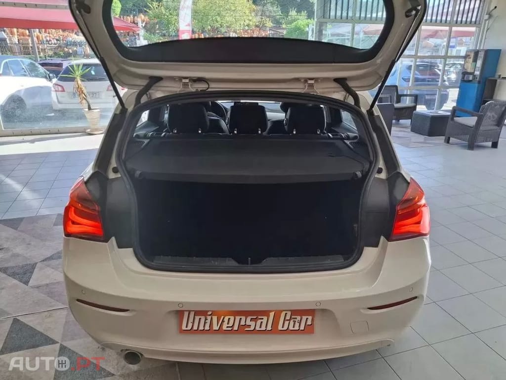 BMW 116 d Line Luxury Auto