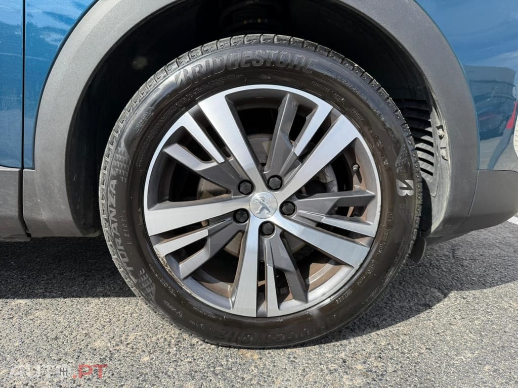 Peugeot 3008 1.2 PureTech Allure Pack EAT8