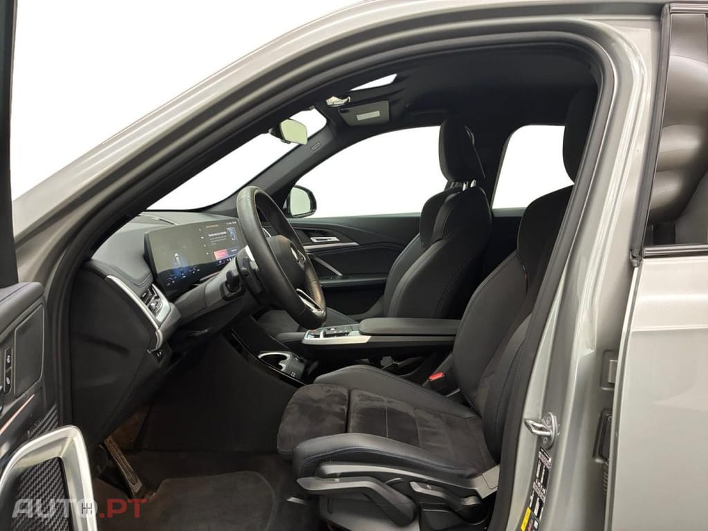 BMW iX1 eDrive20 M Sport