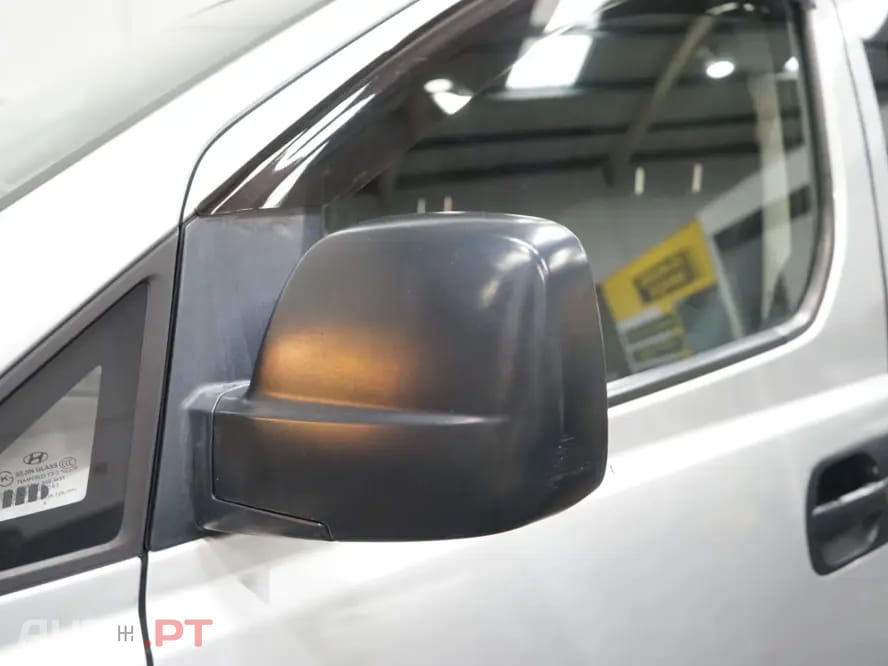 Hyundai H-1 2.5 CRDi Travel Comfort