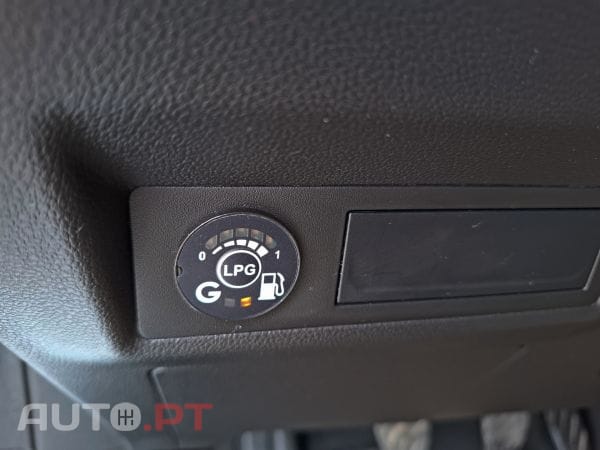 Renault Captur 1.0 TCe 100 Bi-Fuel techno