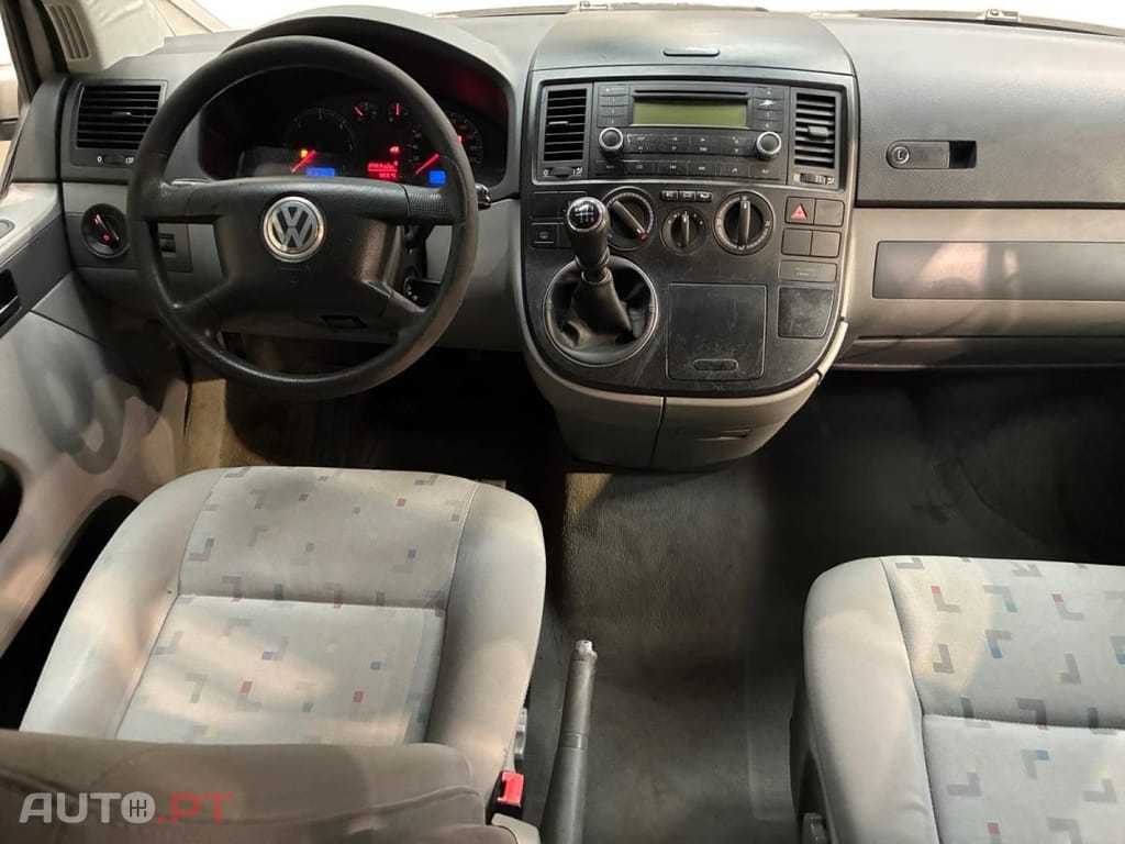 Volkswagen Multivan 2.5 TDi Confort