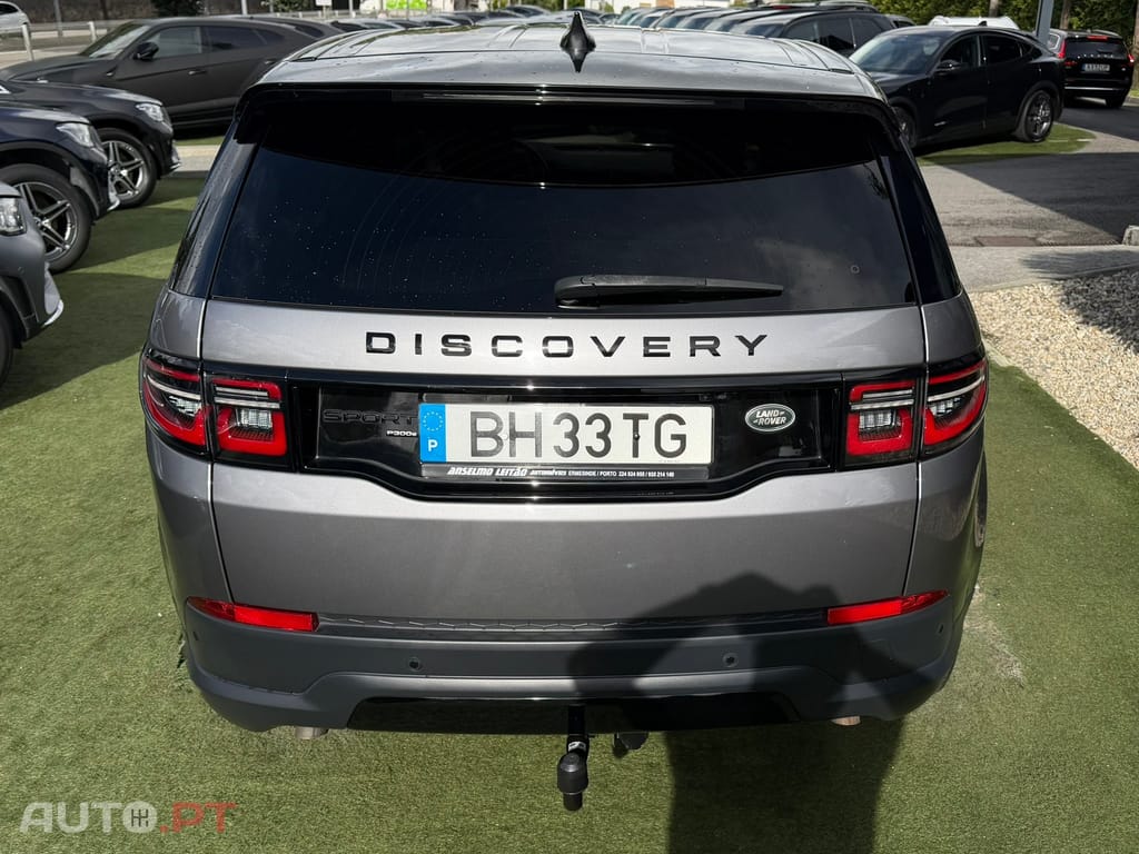 Land Rover Discovery Sport P300e Dynamic SE