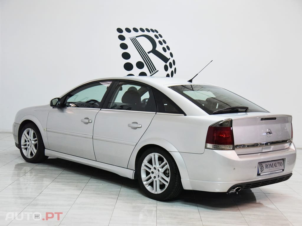 Opel Vectra GTS 1.9 CDTi