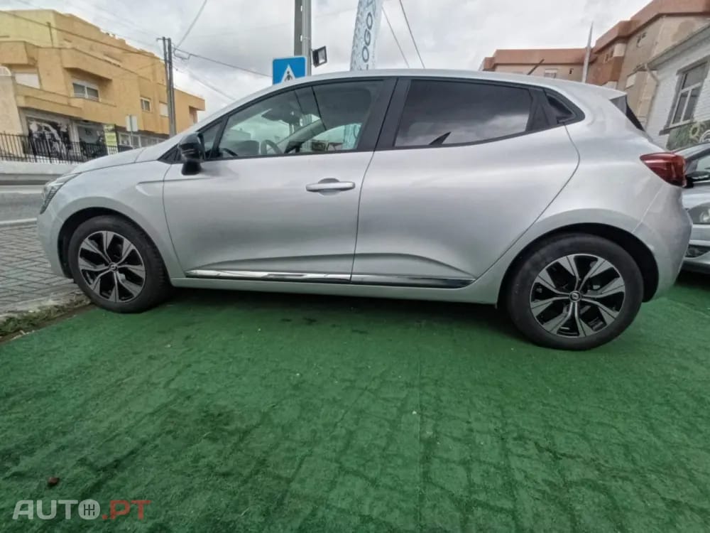 Renault Clio 1.0 TCe Evolution Bi-Fuel