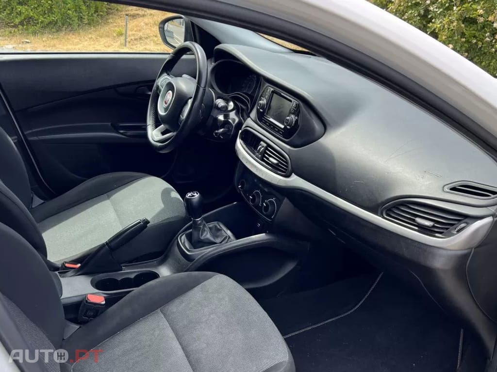 Fiat Tipo 1.3 M-Jet Street