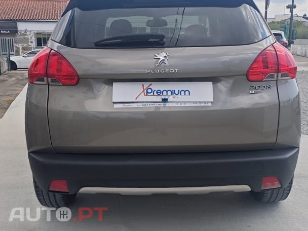Peugeot 2008 1.2eTHP Allure