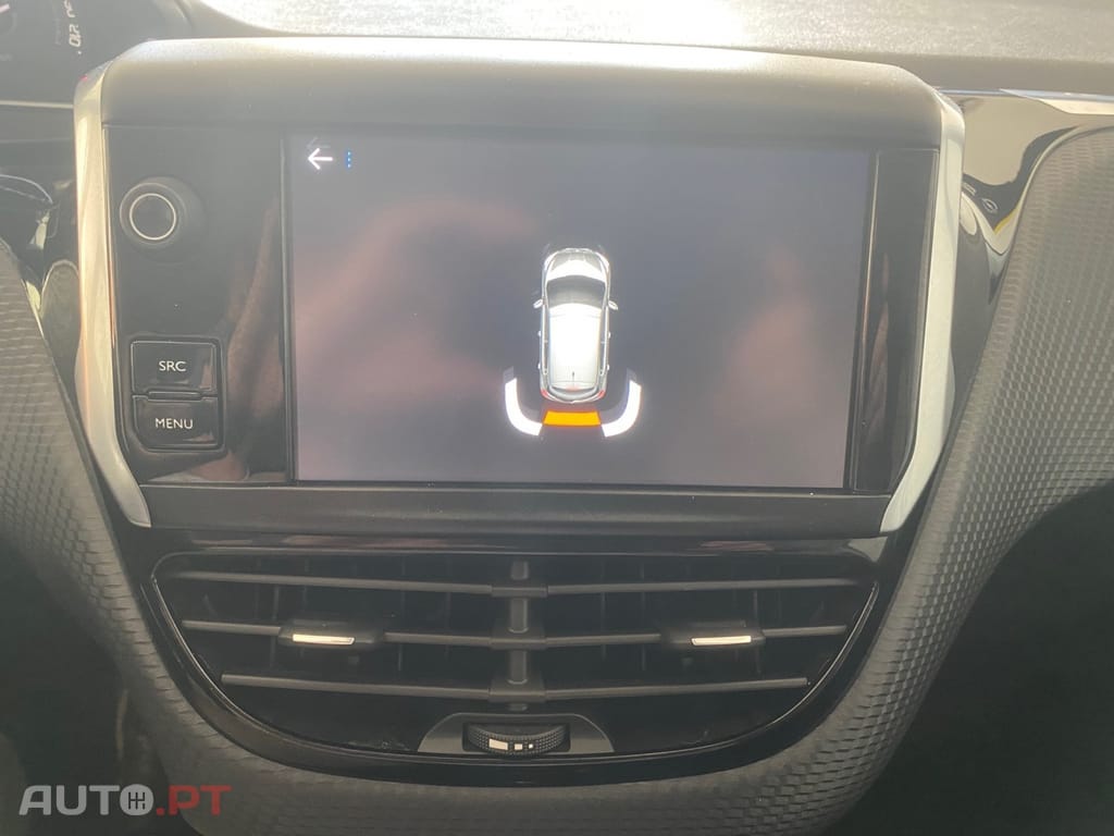Peugeot 208 1.2 PureTech Signature