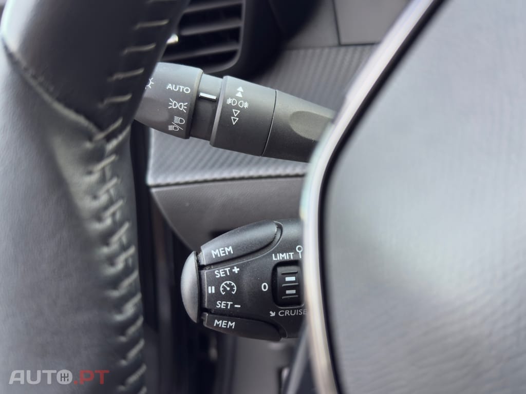 Peugeot 2008 PureTech 100 Stop&Start Allure
