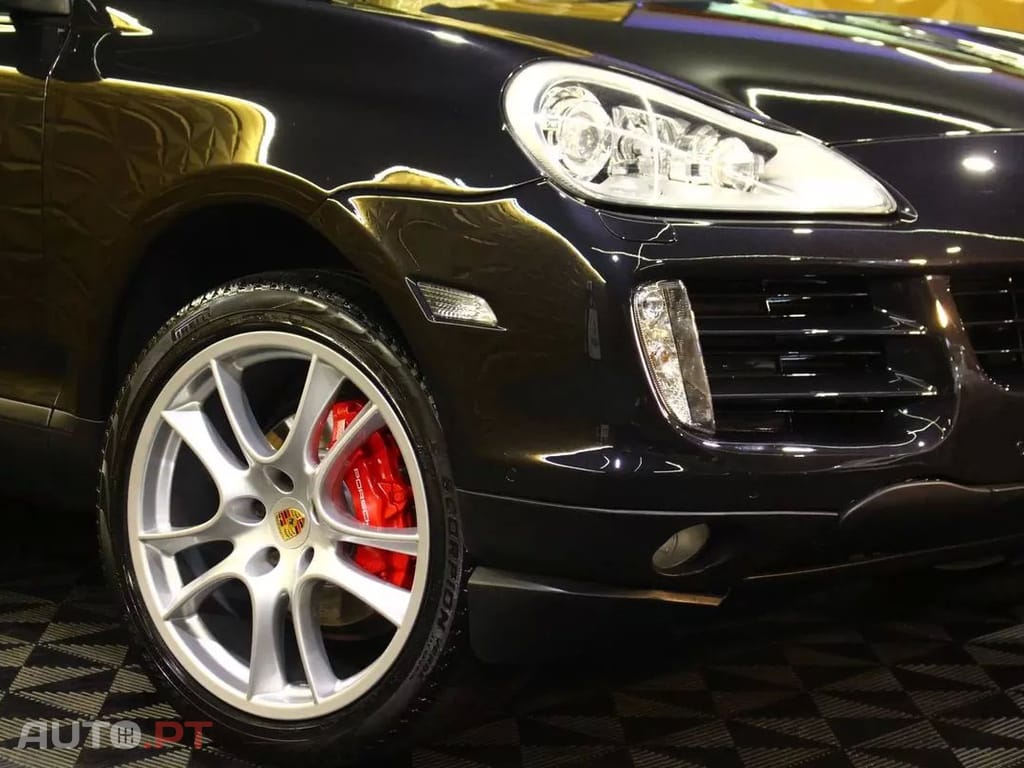 Porsche Cayenne Tiptronic