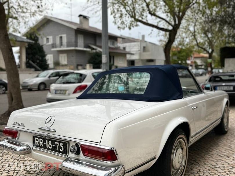 Mercedes-Benz SL 230 Pagode