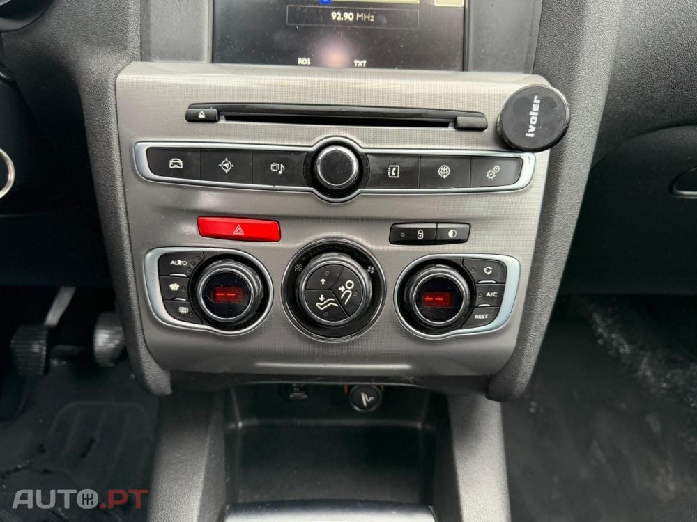 Citroën C4 1.6 BlueHDi Feel Edtion — fotografia 11