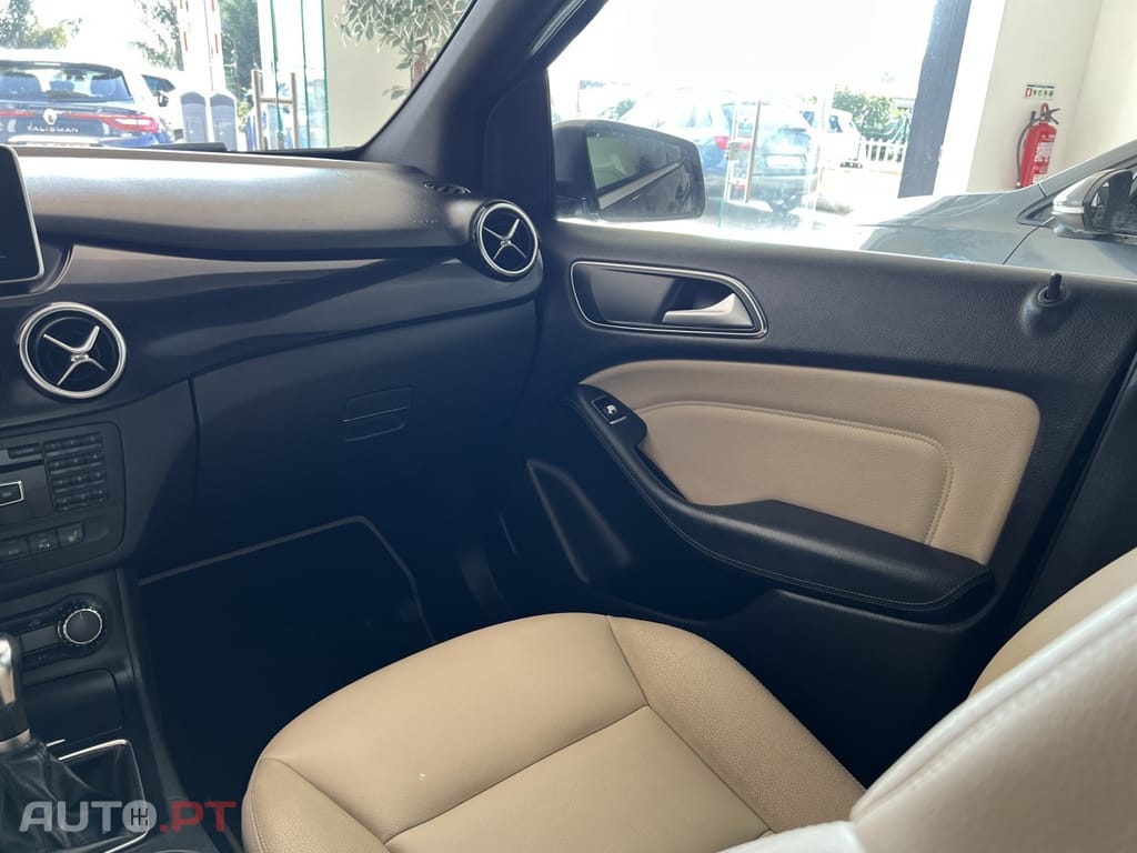 Mercedes-Benz B 180 (CDI) d Style