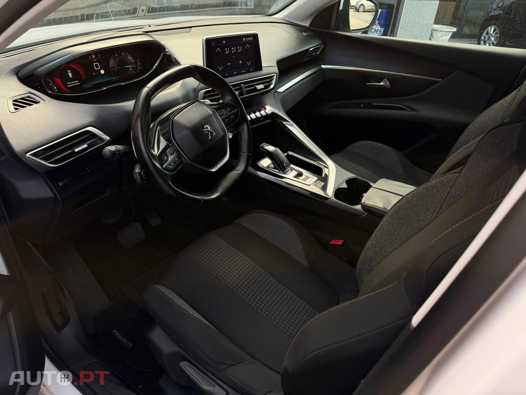Peugeot 3008 1.5 BlueHDi Allure EAT8