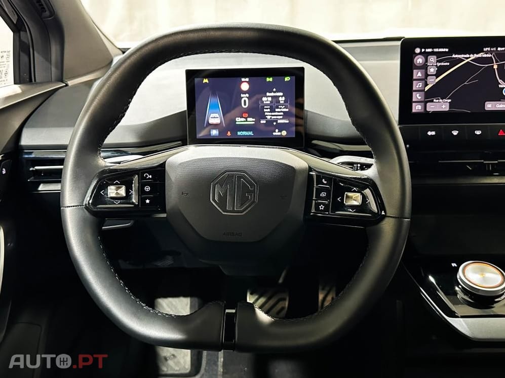 MG MG4 64 kWh XPower Luxury