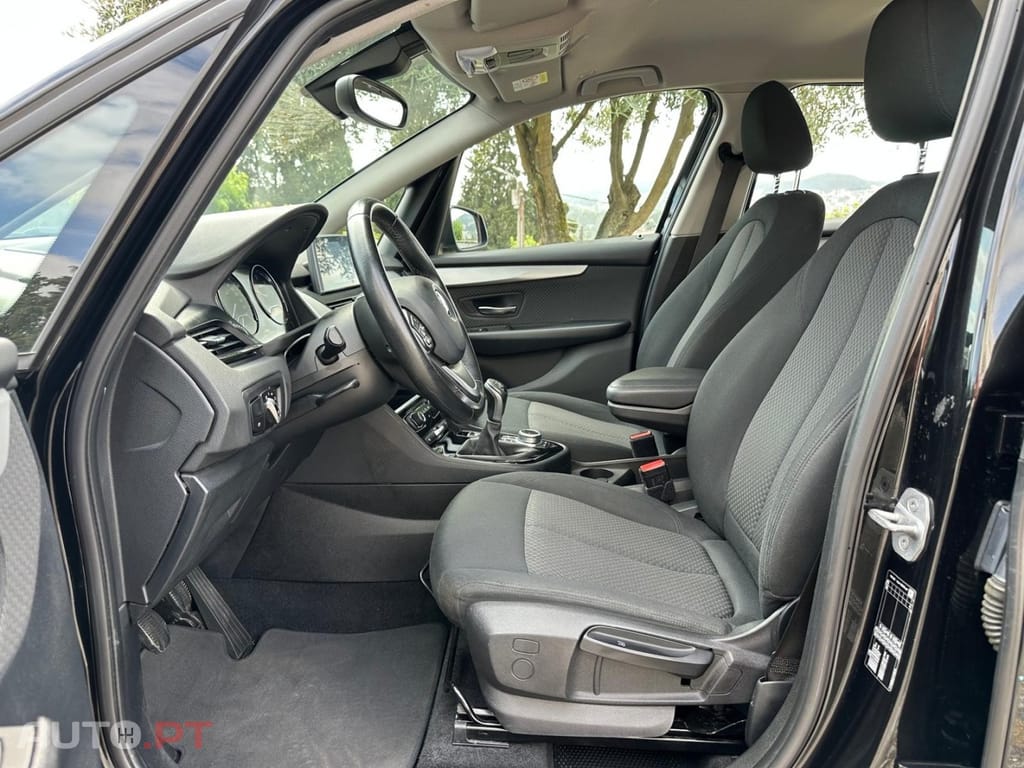 BMW 216 d Advantage