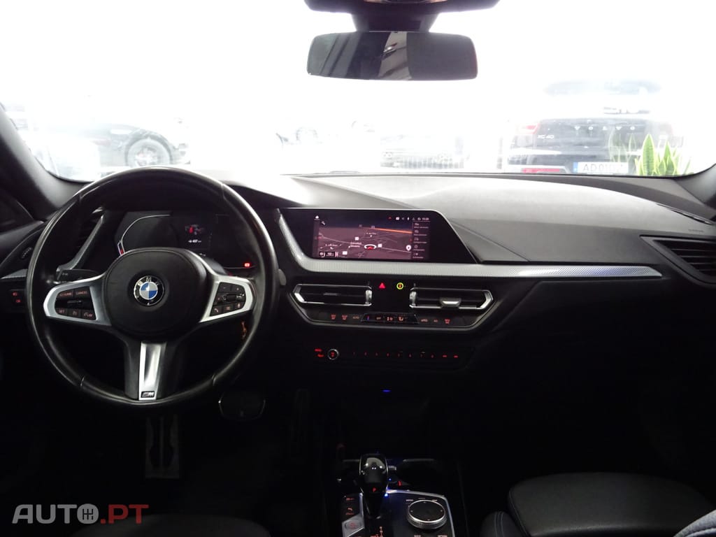 BMW 216 d Pack Desportivo M
